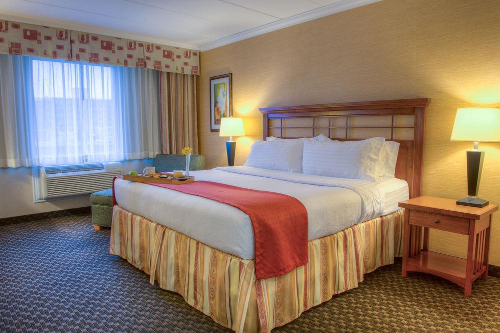 Four Points By Sheraton Windsor Downtown Esterno foto