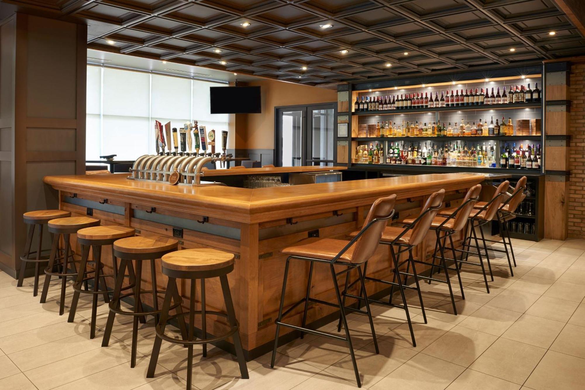 Four Points By Sheraton Windsor Downtown Esterno foto